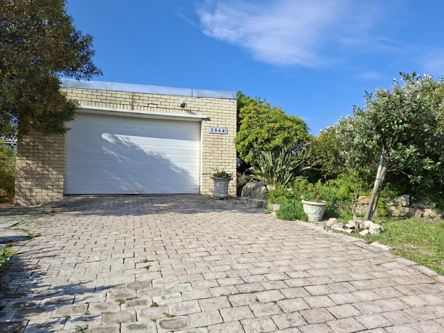 2 Bedroom Property for Sale in Pringle Bay Western Cape